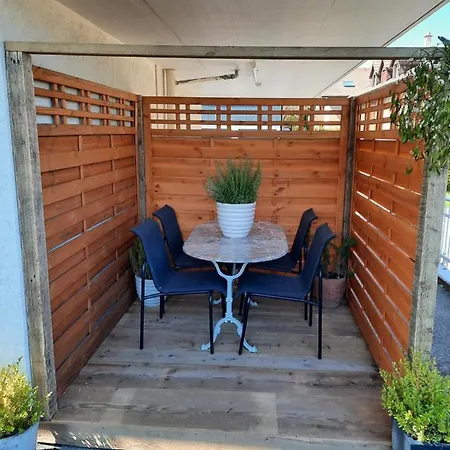 Les Hirondelles, De Avec Terrasse Et Coin Grillades Apartment
